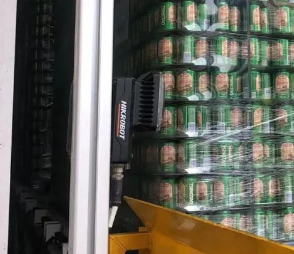 百年青啤邂逅智能制造！?？禉C器人為青島啤酒注入智造新活力
